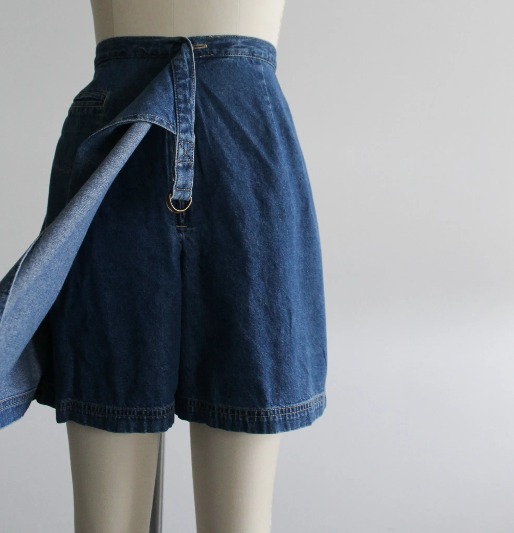 denim skort