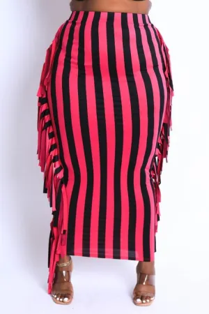 FIERY FRINGE SKIRT- DK FUSCHIA/BLACK